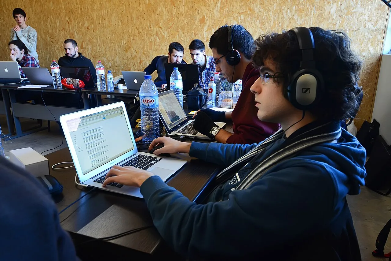 Echtes Foto: Global Game Jam 2012 (6896273859)